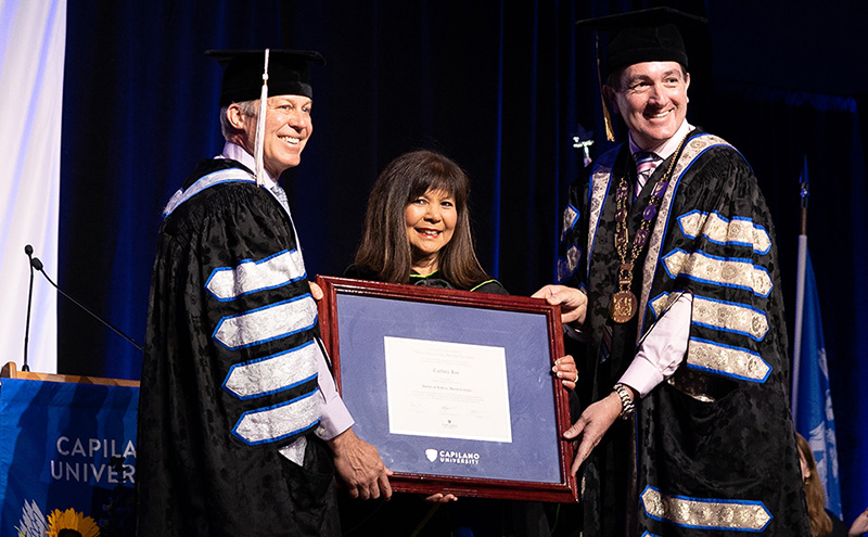 Carlotta Lee receiving her Honorary Degree
